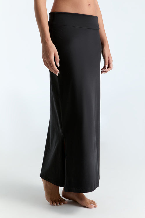 1421-021 | Women Maxi Skirt - Black