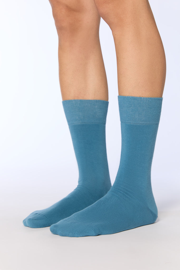 2364 | Unisex Socks – Dove Blue