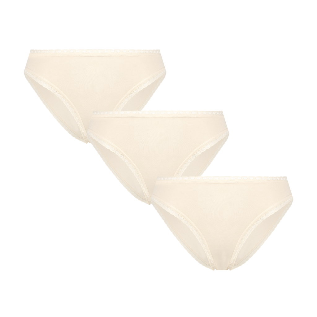 3P1111-04 | Women's Brief with Lace - Natural