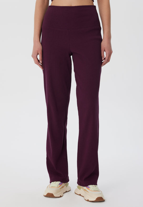 4071-028 | Women Ribbed Trousers- Eggplant
