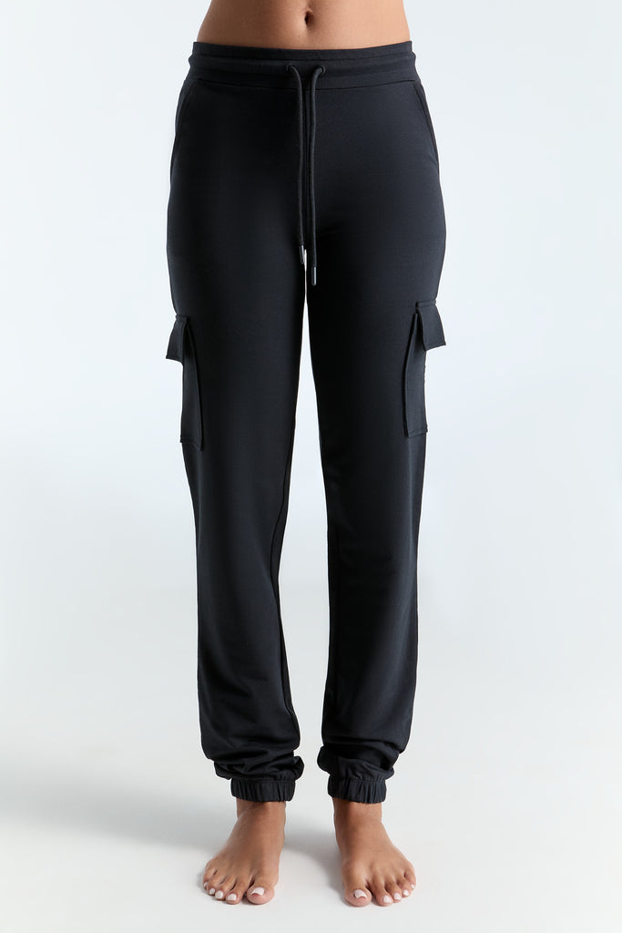 T1354-01 | Women Cargo Pants - Black