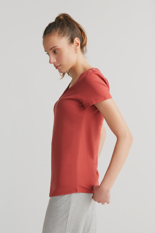 1223-052 | Damen Flammé V-Neck T-Shirt - Terracotta