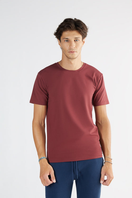 2218-030 | Men Basic T-Shirt - Bordeaux