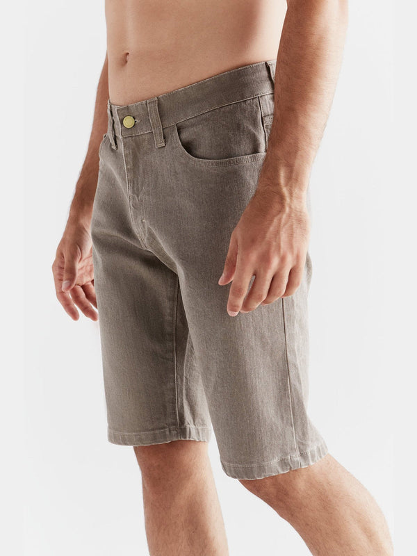 MA3018-395 | Men Denim Shorts in Ton washes - Pebble