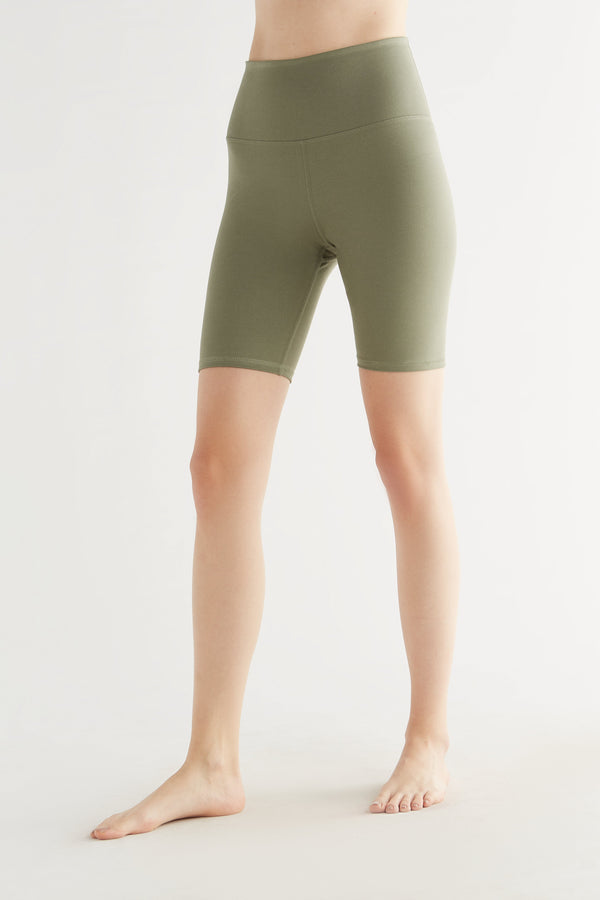 T1331-05 | Damen Fit Shorts - Light Green