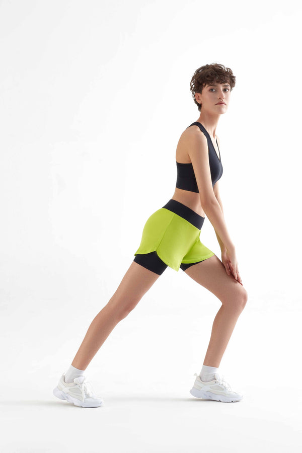 T1340-09 | Women Sport Shorts  recycled - Black/Pistachio Green