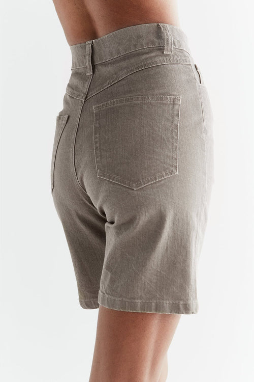 WA3018-395 | Damen Denim Shorts in Ton Waschung - Pebble